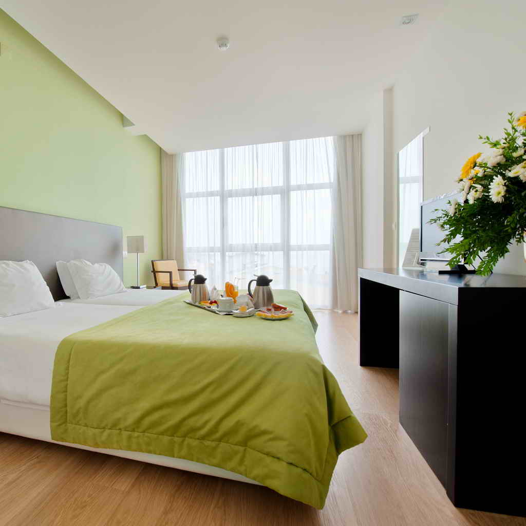 porto towards lisbon portugal bike tour pedro